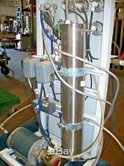 Système De Filtration Et D'osmose Inverse Aws Avec Réservoir D'eau